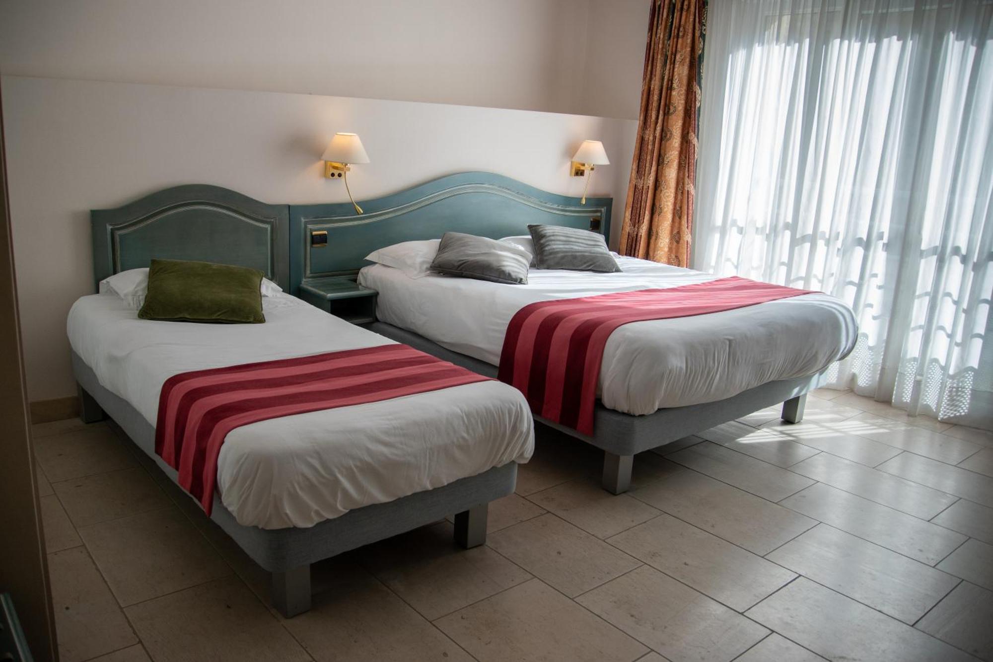 Logis Le Saint Nicolas Bar-sur-Aube Exterior foto
